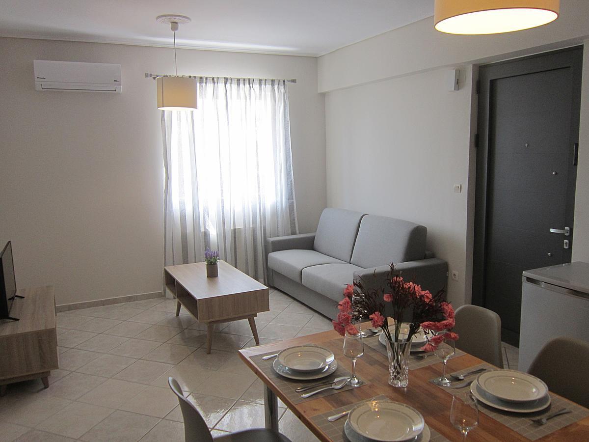 Blue Yard Apartments Kalamata Extérieur photo